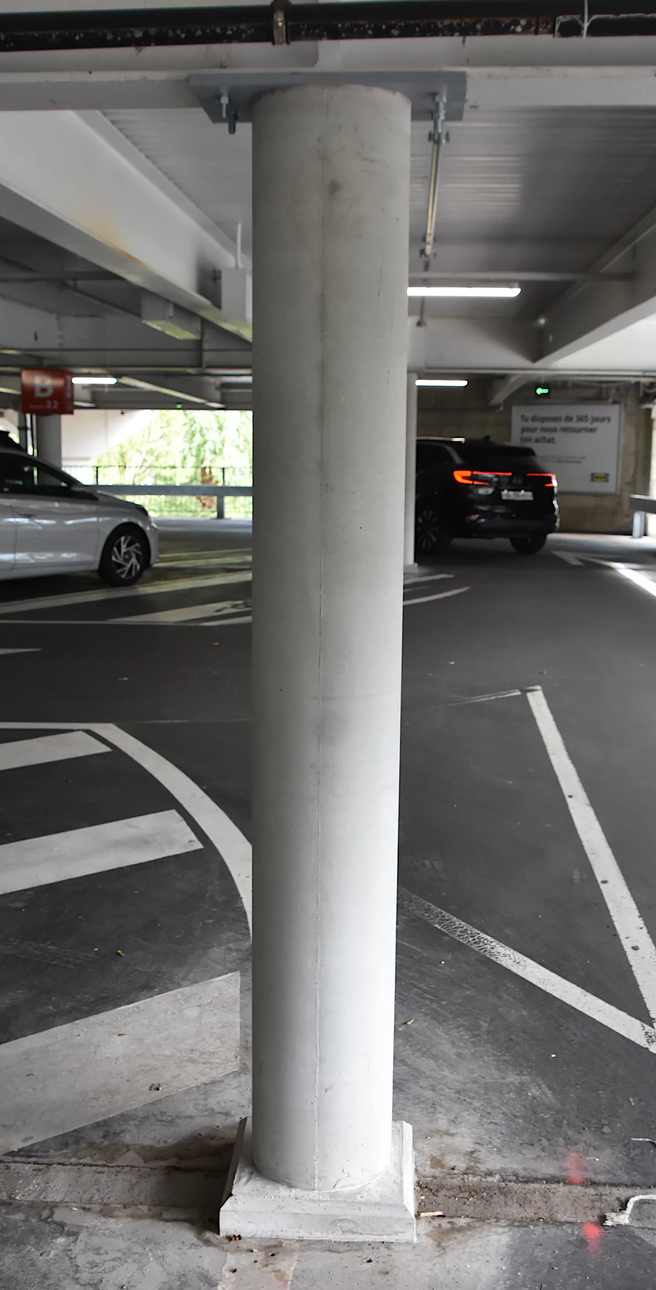 Aubonne, IKEA Parking pilier Pilier BEMTECH Parking IKEA Aubonne